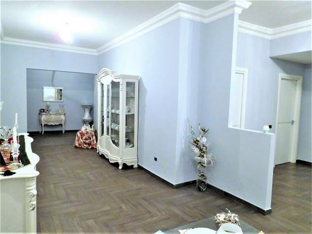 V002311 - VENDESI APPARTAMENTO 190 MQ 2° PIANO - Foto 4