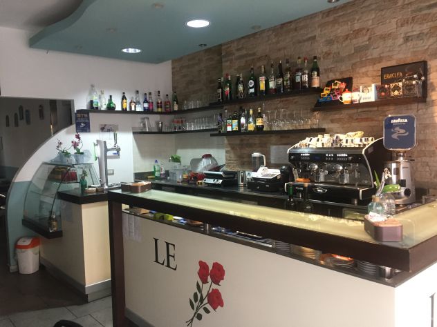 AFFITTO BAR CAFFETTERIA - Foto 2