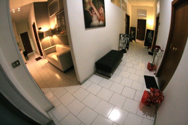 Locale arredato pronto con posti auto euro 399 - Foto 4