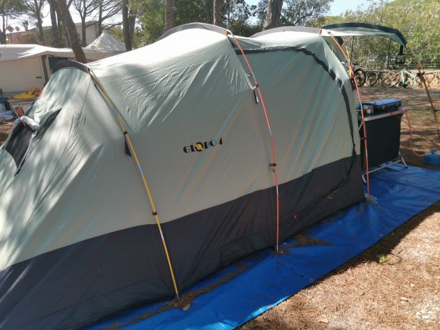 Tenda da campeggio + accessori usati 1 volta. - Foto 2