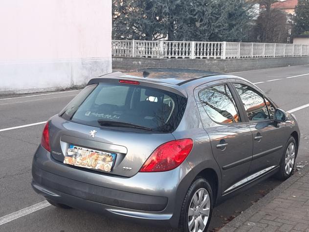 Peugeot 207 1.4 8V 75CV 5p. X Line ECO GPL X NEO PATENTATI A 3.999 EU - Foto 6