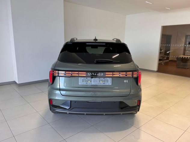 Lynk&co 01 PHEV More - Foto 8