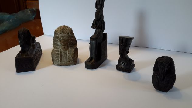 Collezione di oggetti antico Egitto