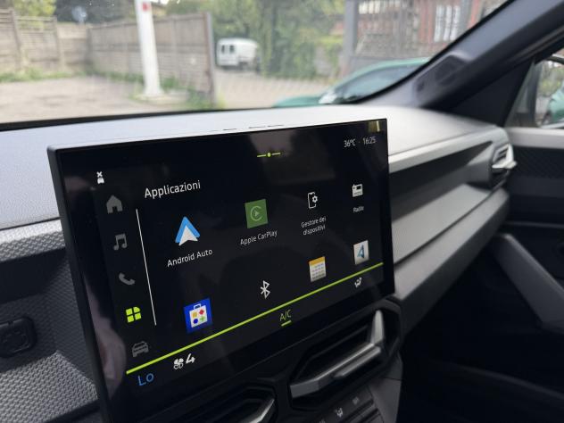 Dacia Duster AUTO AZIENDALE - 1.8 Hybrid 155cv Journey - Foto 10