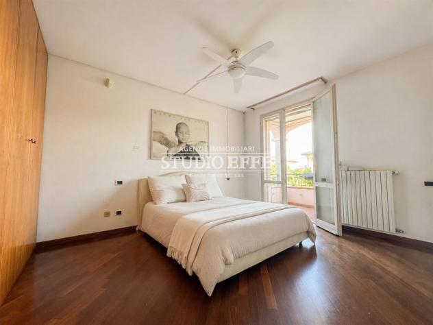 Villa ad angolo con giardino su 3 Lati - Foto 16
