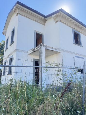 Porzione di casa in vendita a Seravezza