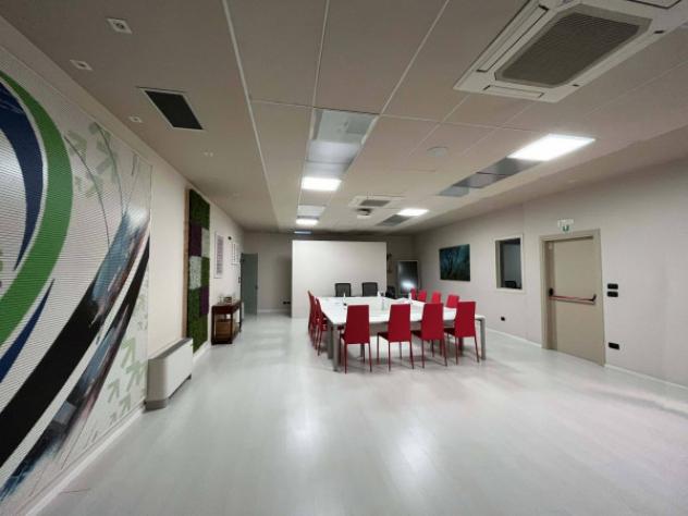 Immobile di 1600 m² con più di 5 locali in vendita a Brescia - Foto 15