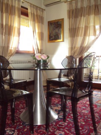 Stanza affitto   con bagno privato vicino al mare