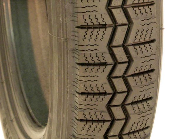 Lotto 4 Pneumatici "MICHELIN X" 125r15 originali 2CV