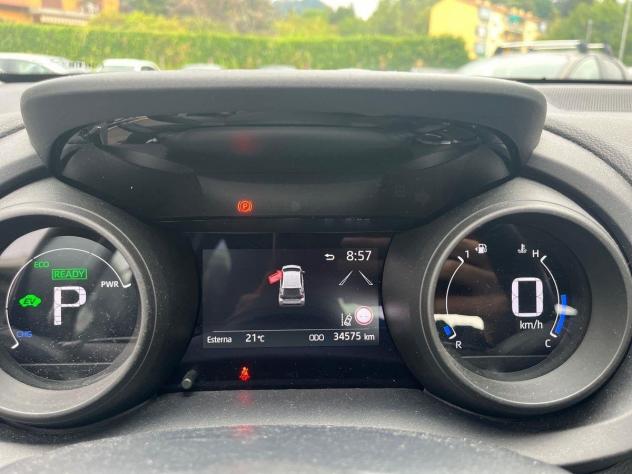 Toyota Yaris Hybrid Trend MY22 - Foto 8