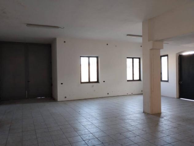 Immobile di 720 m² con 2 locali in vendita a Brescia - Foto 11
