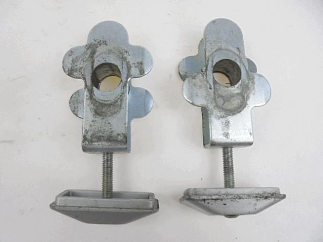 SET REGISTRI CATENA SUZUKI GSF 600 BANDIT 2000 - 2005 6141021E00 6142145D00 CHAIN ADJUSTER SET CON DIFETTO
