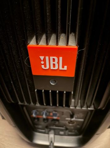 Altoparlante JBL