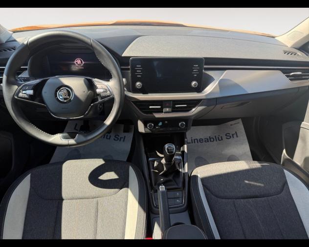 Škoda Kamiq 1.0 TSI 110 CV Black Dots - Foto 10