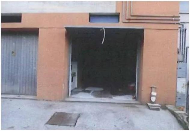Immobile in asta di 205 m² con più di 5 locali e box auto in vendita a Castelraimondo - Foto 4