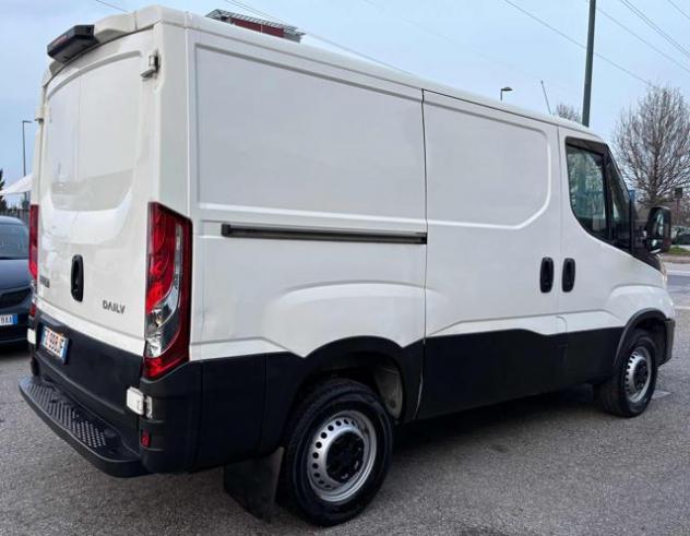 IVECO Daily 35S12V 2.3 HPT PC-TN rif. 23412123 - Foto 5