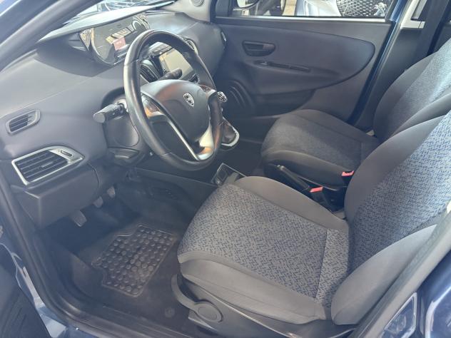 Lancia Ypsilon 1.0 FireFly 5 porte S&S Hybrid Gold - Foto 6