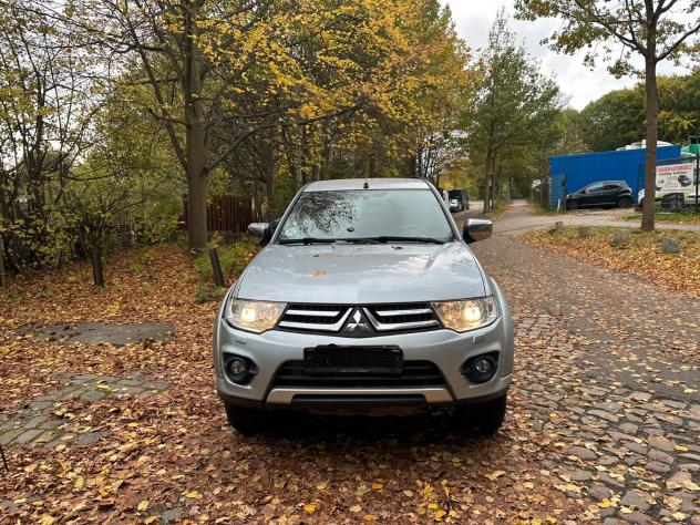 Mitsubishi L200 2.5 DI-D/178CV DC Intense Plus DPF - Foto 2