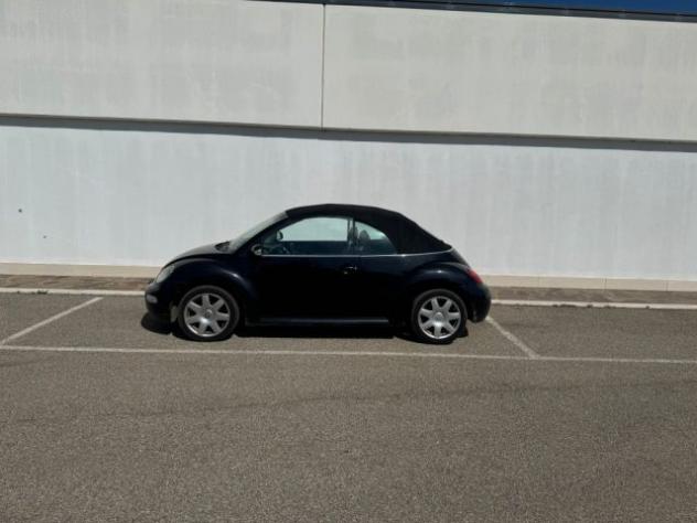 VOLKSWAGEN New Beetle 1.9 TDI 105CV Cabrio Lim. Red Edt. rif. 23609639 - Foto 2