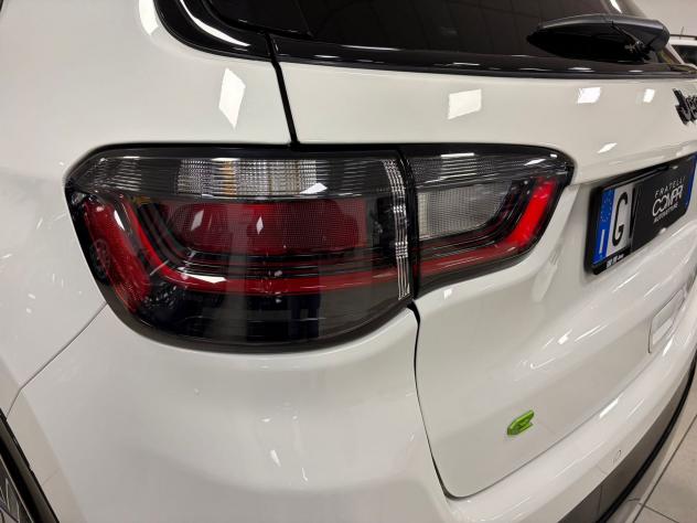 Jeep Compass e-Hybrid 1.5 Turbo MHEV T4 96kW Summit DDCT - Foto 7