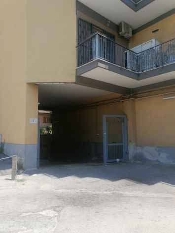 Soccavo, Via Servio Tullio, box auto