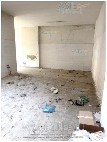 IMMOBILI-IMMOBILE COMMERCIALE-Via Seneca, 23, 65127 Pescara PE, Italia - Foto 4
