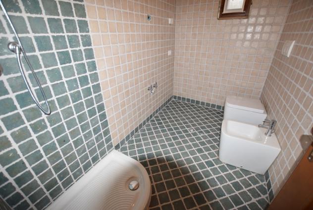 VILLA di 8 vani e di 380 mq (VOLPAGO DEL MONTELLO) rif. BI91D_5 - Foto 9