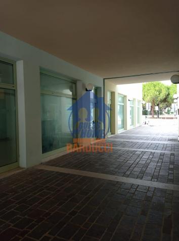 Igea Marina ampio negozio - Foto 14