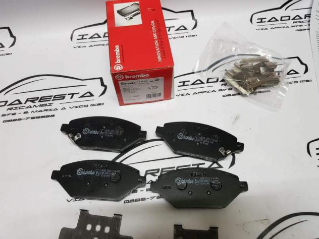 Kit pastiglie freno brembo opel corsa d 93189822 - Foto 3