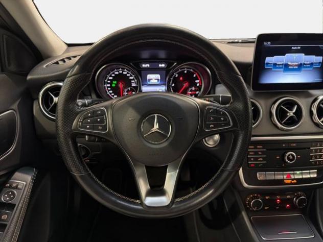 MERCEDES-BENZ GLA 200 d Automatic 4Matic Business rif. 23891363 - Foto 8