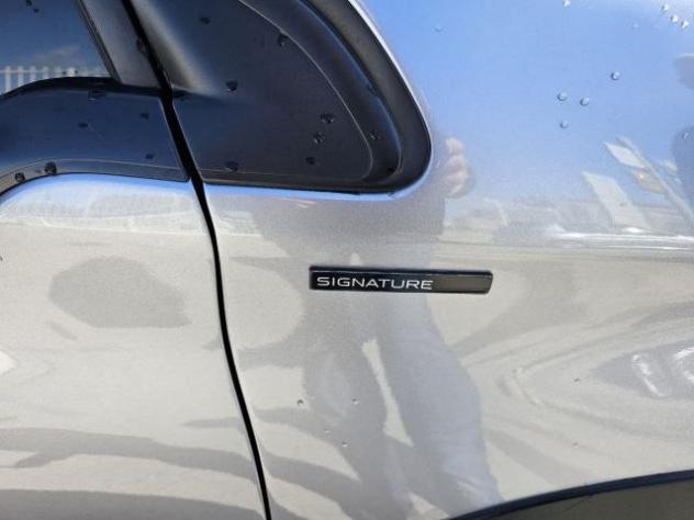 PEUGEOT - 2008 - BlueHDi 100 Signature - Foto 5