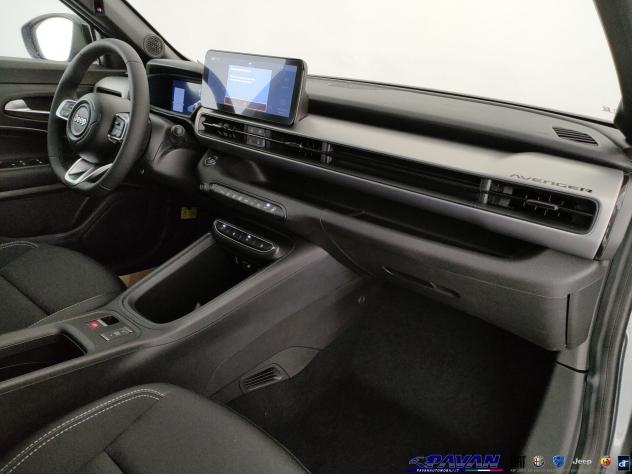 Jeep Avenger 1.2T 110cv e-Hybrid Black Edition - Foto 7