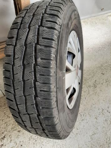 Quattro cerchi con gomme invernali 225/75 R16 carico per Camper e/o furgonati - Foto 2