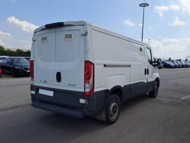 IVECO Daily 33S16V 2.3 HPT PM-TN Furgone rif. 24205348 - Foto 3
