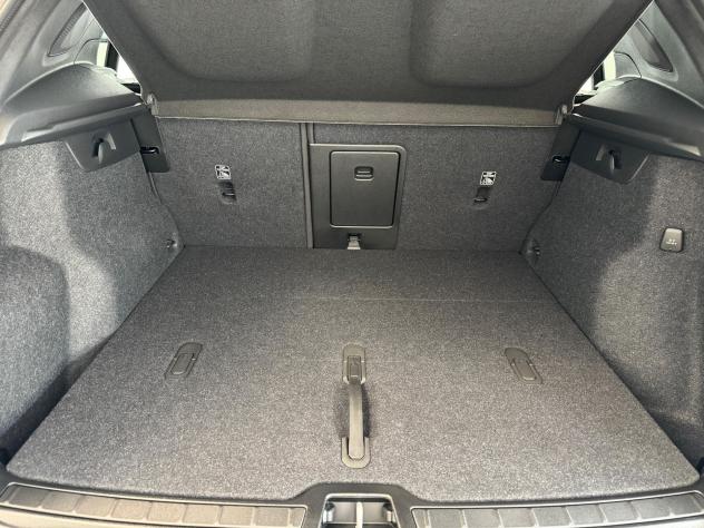 Volvo XC40 B3 automatico Plus Dark - Foto 10