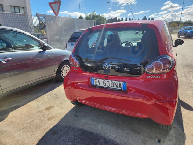 Toyota Aygo 1.0 BENZINA X NEOPATENTATI - Foto 5