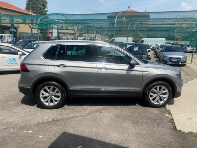 Volkswagen Tiguan 2.0 TDI SCR DSG 4MOTION Executive BMT - Foto 6