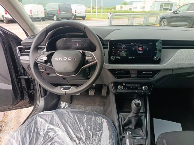 Škoda Kamiq 1.0 TSI Black Dots 85kW - Foto 8