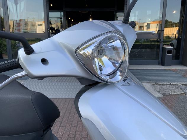 Piaggio Fly 50 scooter 50 4T - Foto 8