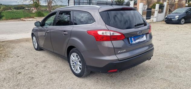 Ford Focus 2.0 TDCi 115 CV Powershift SW Titanium - Foto 7