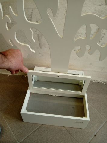 Espositore portagioie in legno bianco a forma di Albero con cassetto alla base, - Foto 3