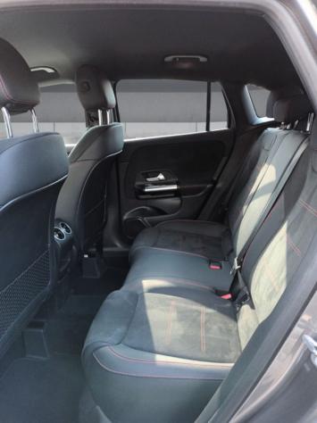 MERCEDES-BENZ GLA 200 D AMG PREMIUM 150CV AUTO PACK LUCI INT rif. 24115313 - Foto 8