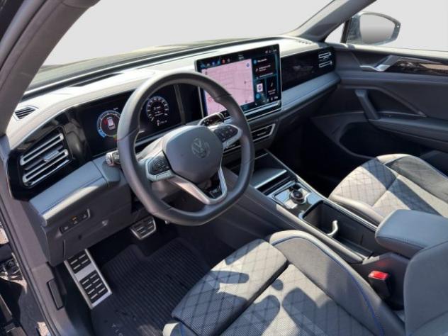 VOLKSWAGEN Tiguan 3ª serie 2.0 TDI 193 CV DSG 4MOTION R-Line rif. 23975555 - Foto 9
