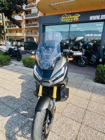 HONDA X-ADV 750 TUTTO INCLUSO ANCHE PASSAGGIO! MINI RATE rif. 24230622 - Foto 9