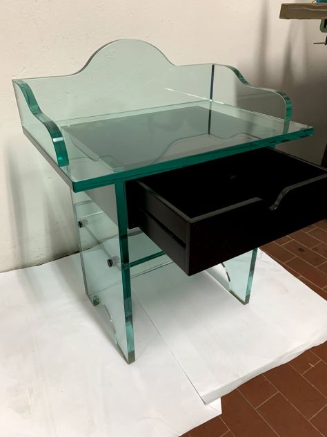 COMODINI IN CRISTALLO DESIGN