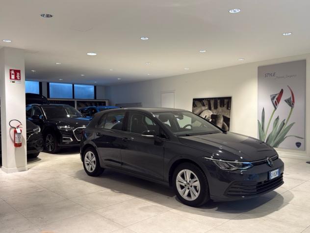 Volkswagen Golf 1.0 TSI EVO DSG Adaptive Cruise Fari LED Sensori - Foto 2