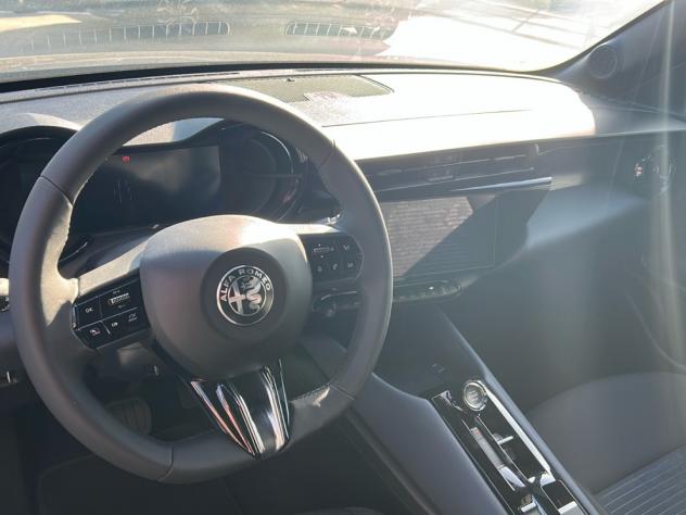 Alfa Romeo Junior Ibrida My26 Ibrida Sprint 1.2 145cv Hybrid Edct6 - Foto 5