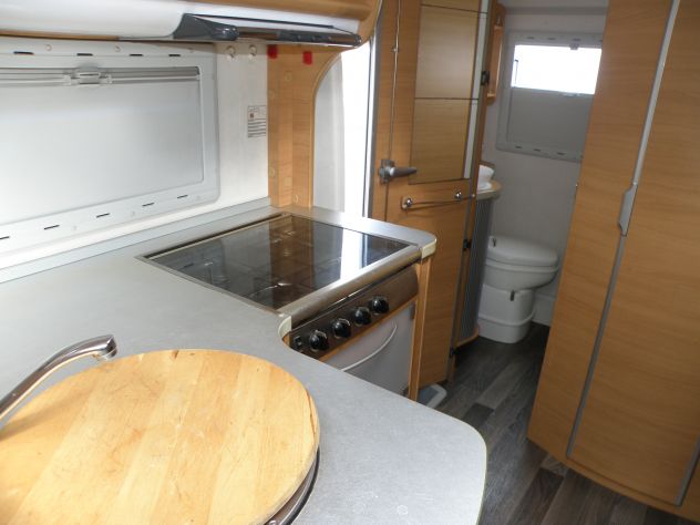 CAMPER MANSARDATO MOBILVETTA IDEALE PER FAMIGLIE - Foto 7