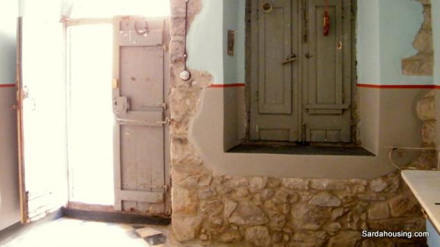 Nel centro storico di Santu Lussurgiu, antico borgo della Sardegna centro-occidentale, vi proponiamo una particolare casa storica ristrutturata in par - Foto 16