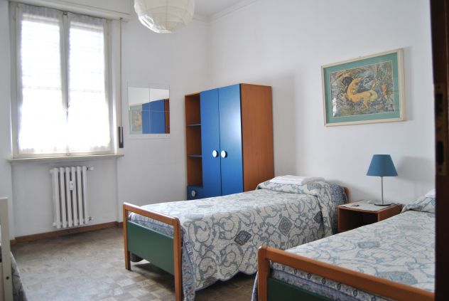 APPARTAMENTO 8 POSTI/ZONA OSPEDALE - Foto 3
